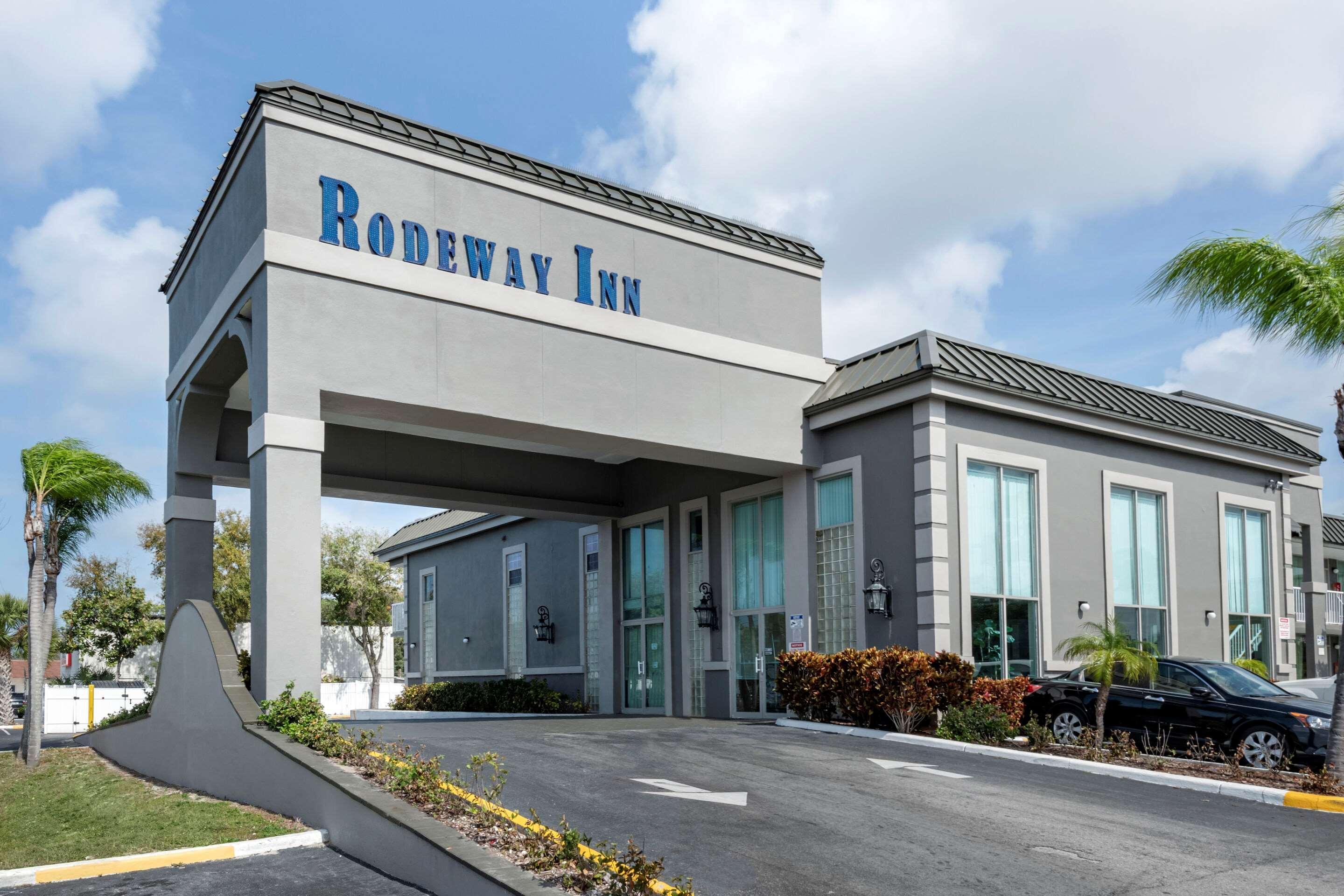 Rodeway Inn New Port Richey Exterior photo